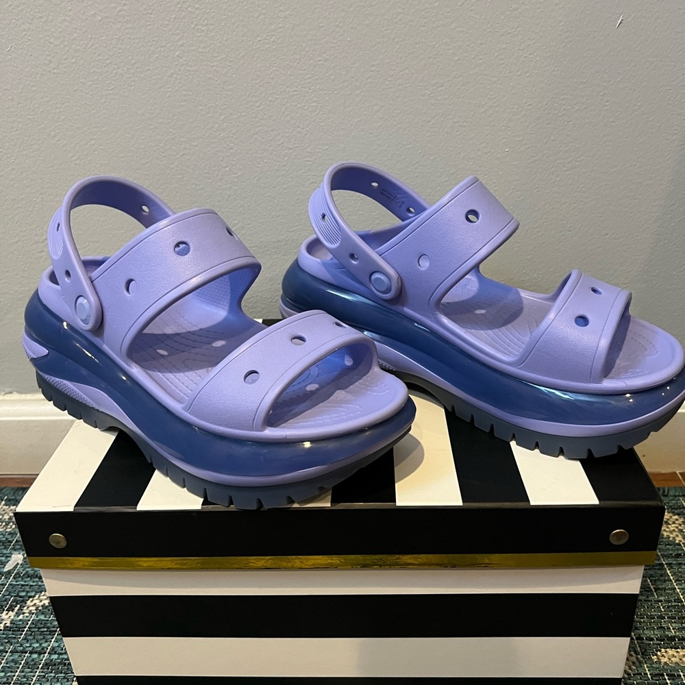 Crocs Mega Crush Jelly Sandals. Moon Jelly. Women’s 8